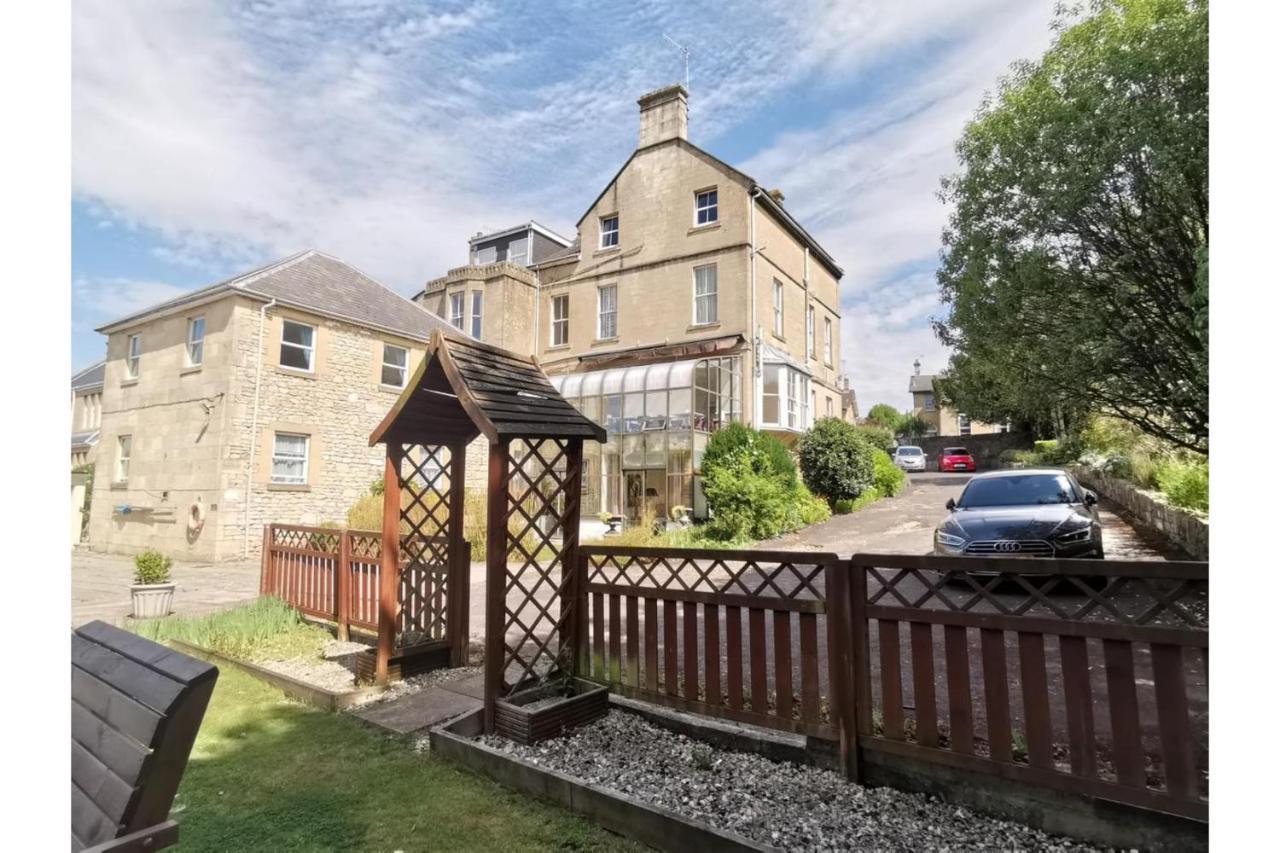 Wentworth House - Free Parking Hotel บาธ ภายนอก รูปภาพ